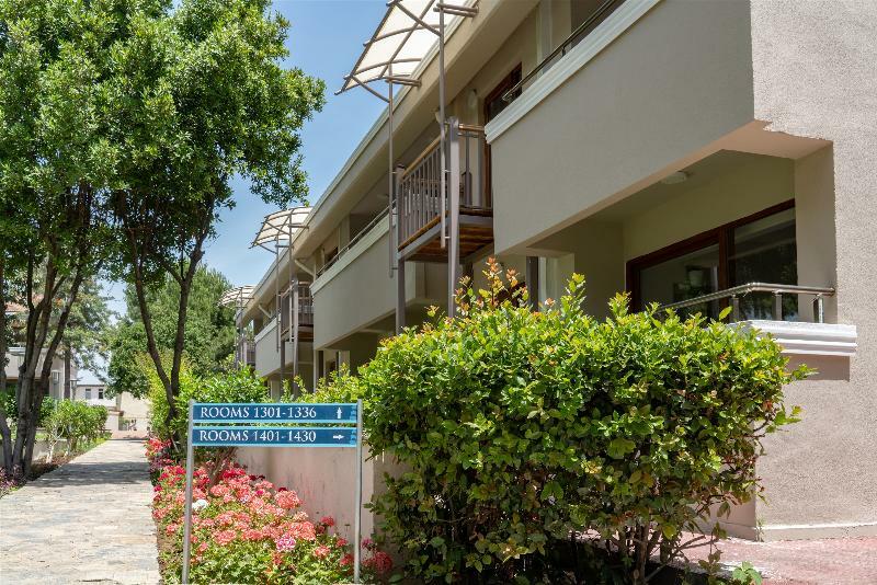 Aska Costa Holiday Club Side Buitenkant foto